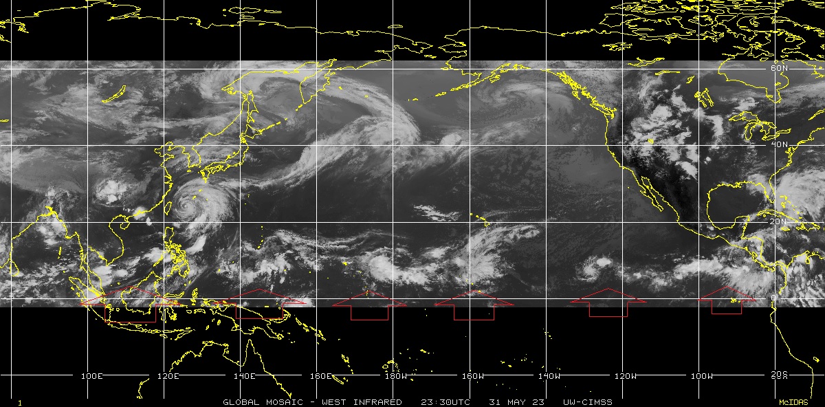 圖中可以看到下方有一條規矩平整的雲帶，這是「間熱帶輻合帶(ITCZ)」。 圖：取自鄭明典臉書