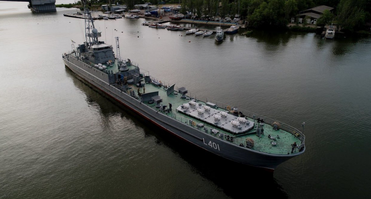 俄羅斯聲稱摧毀烏克蘭海軍最後一艘軍艦「尤里·奧列菲連科號」（Yuri Olefirenko），烏海軍發言人拒評論。 圖: 翻攝自推特@LoveOurTrump