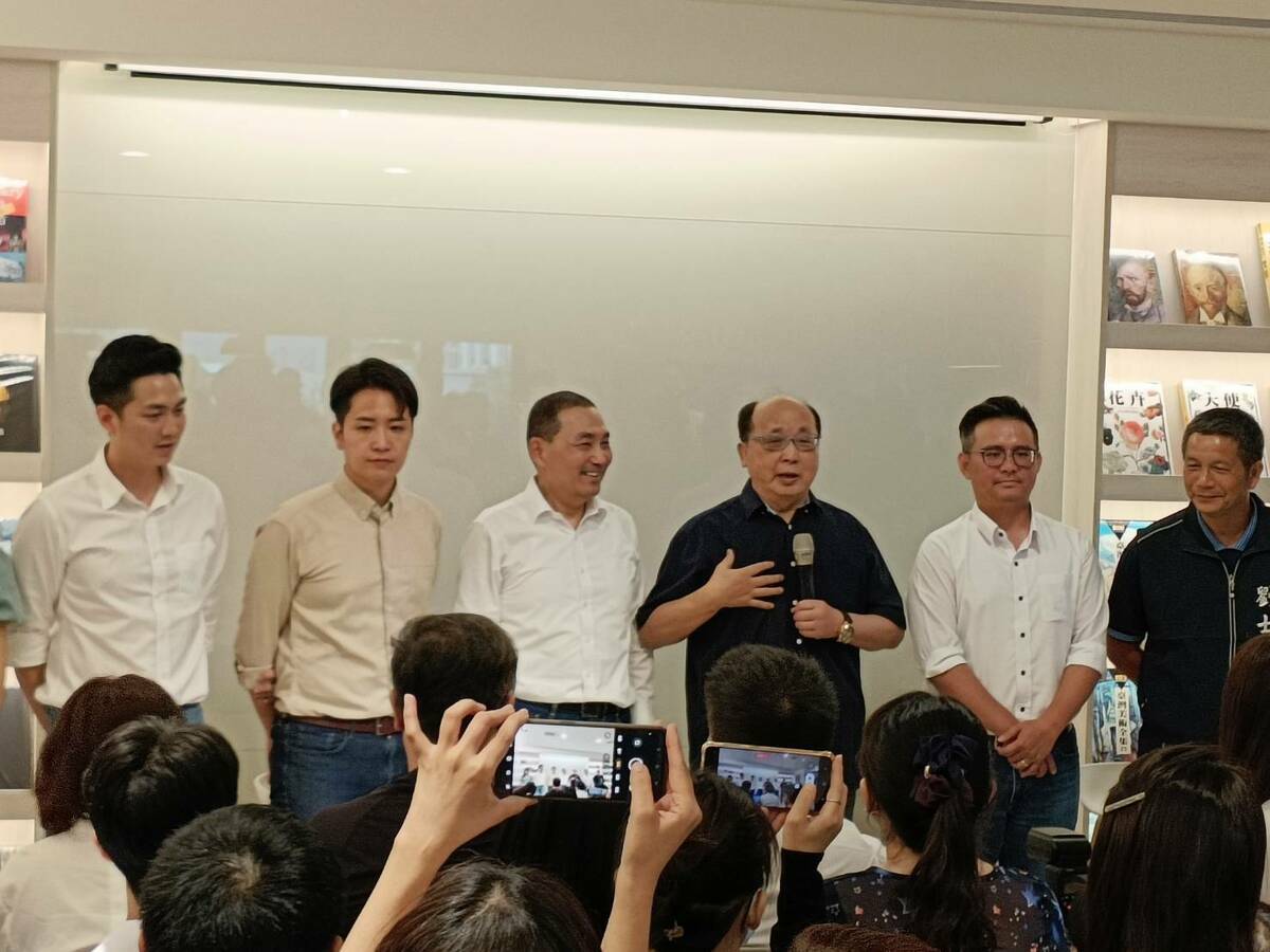 前台中市長胡志強是座談會的神秘嘉賓。 羅廷瑋/提供