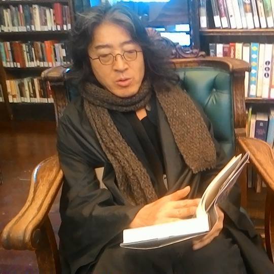 「人選之人－造浪者」編劇之一的簡莉穎控曾遭中國流亡詩人貝嶺性騷擾，貝嶺回應是杜撰。 圖：翻攝自貝嶺臉書