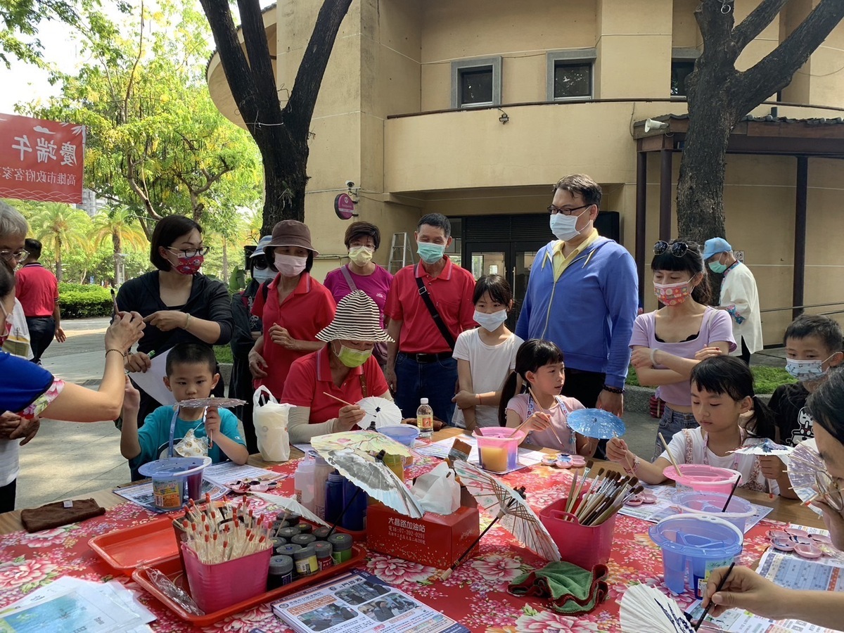 六堆日親子DIY活動。 圖：高雄市客家委員會提供