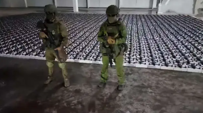 當地時間 6 月 1 日，俄軍向南方機群的一線部隊交付了數千架自殺式無人機。 圖：翻攝自藍星特快