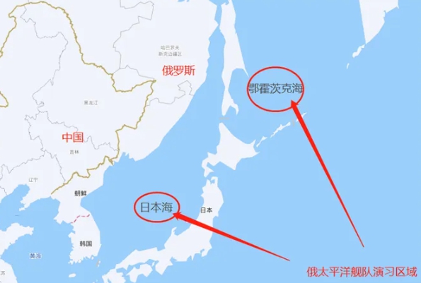 俄太平洋艦隊新聞處對外宣佈，該艦隊已經在日本海與鄂霍次克海進行實彈軍演，參演艦隻多達 60 多艘，軍機 30 多架，軍事人員一共11,000多人。 圖 : 翻攝自真知見