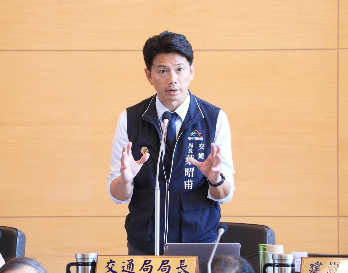 交通局長葉昭甫指出，月票吃到飽299預計7月1日上線服務，公共自行車除一般自行車外也包含電輔車。 圖：台中市政府提供（資料照）。