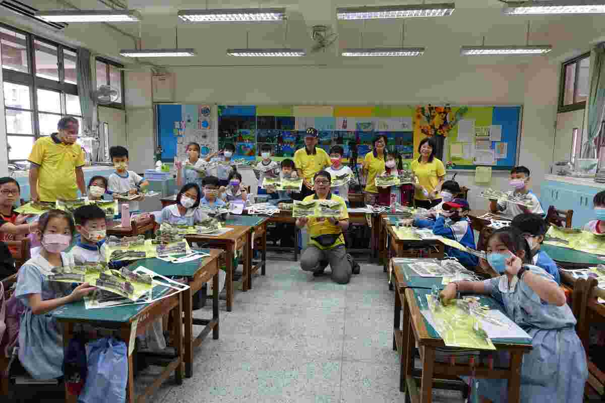 2023年持續推動校園瘋文資計畫，第三站前進後埔國小邀請學童共讀「藝賞林園」繪本。 圖：新北市文化局提供