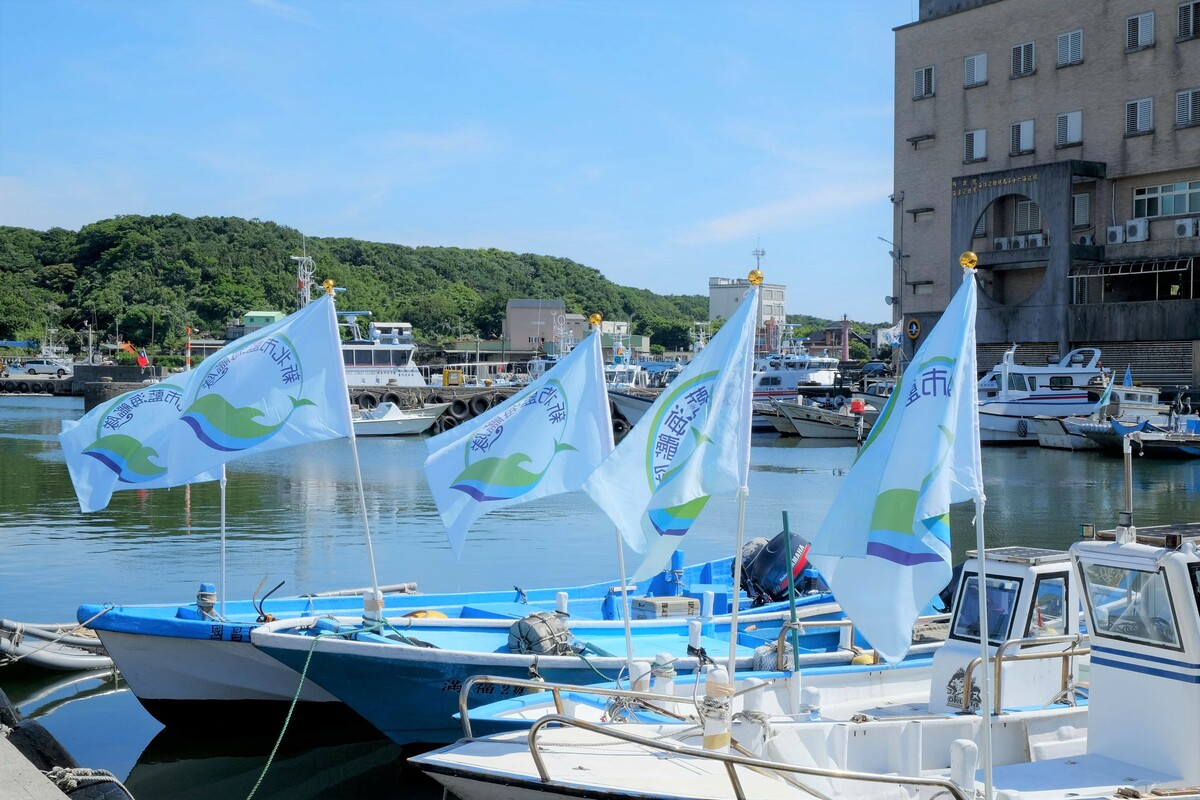 新北市藍海艦隊。 圖：新北市環保局提供