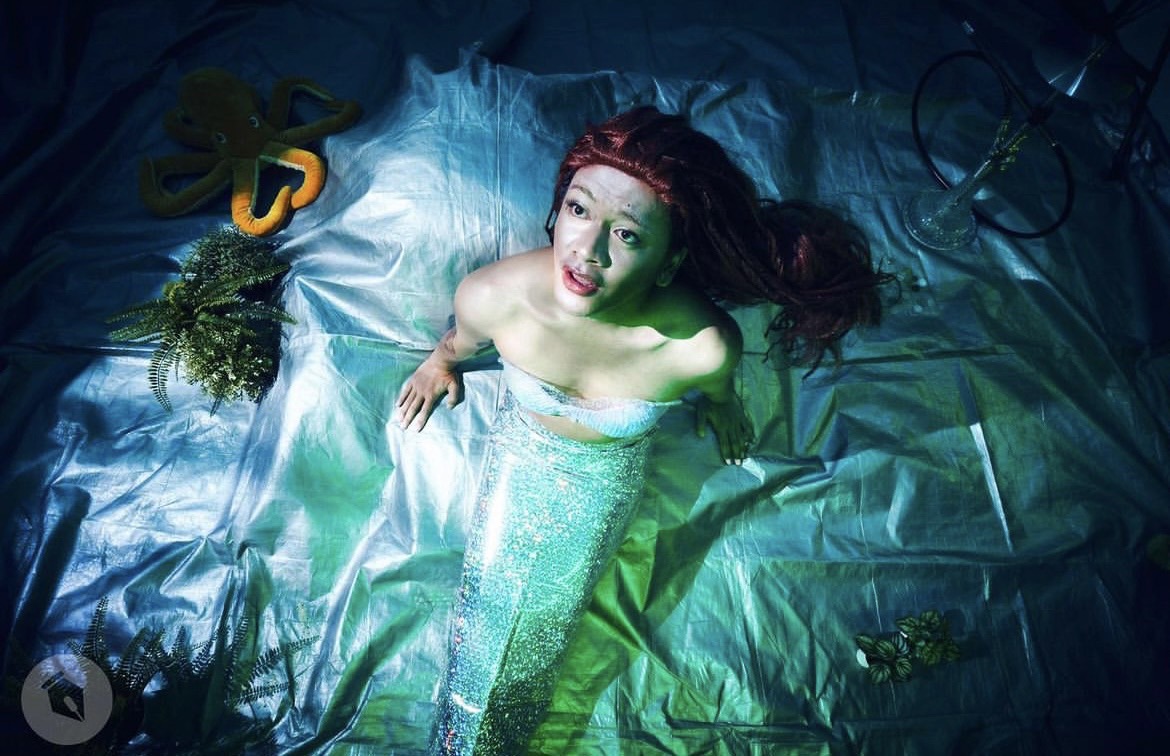 喬瑟夫扮成真人版的小美人魚。 圖：翻攝自喬瑟夫ChillSeph IG