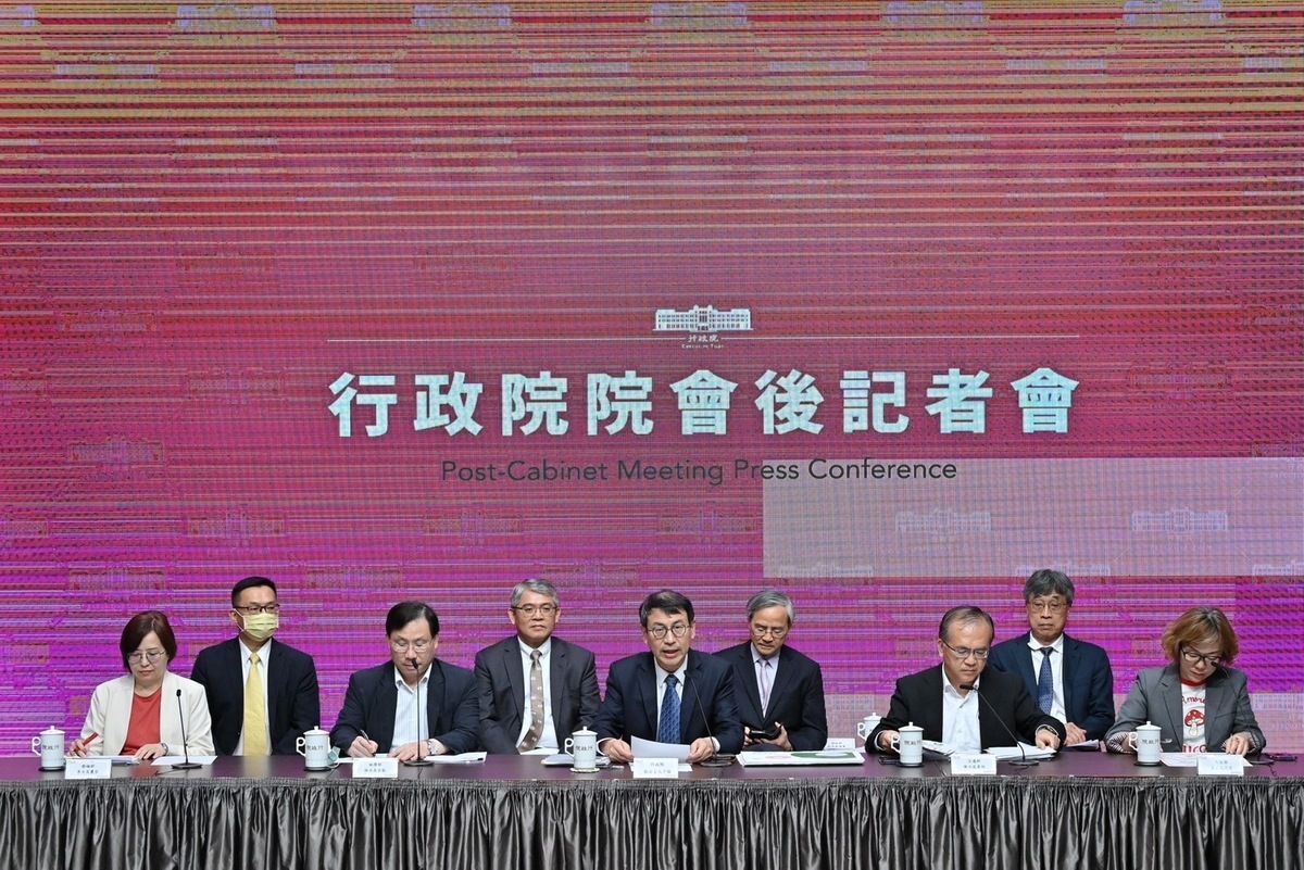 行政院今（8）天中午召開院會後記者會。 圖：行政院提供
