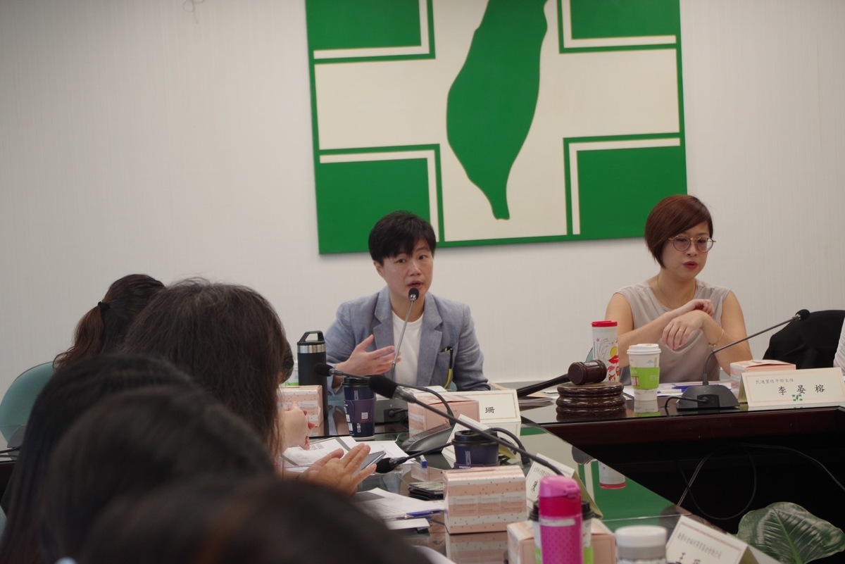 民進黨邀請婦女團體座談 圖：民進黨/提供