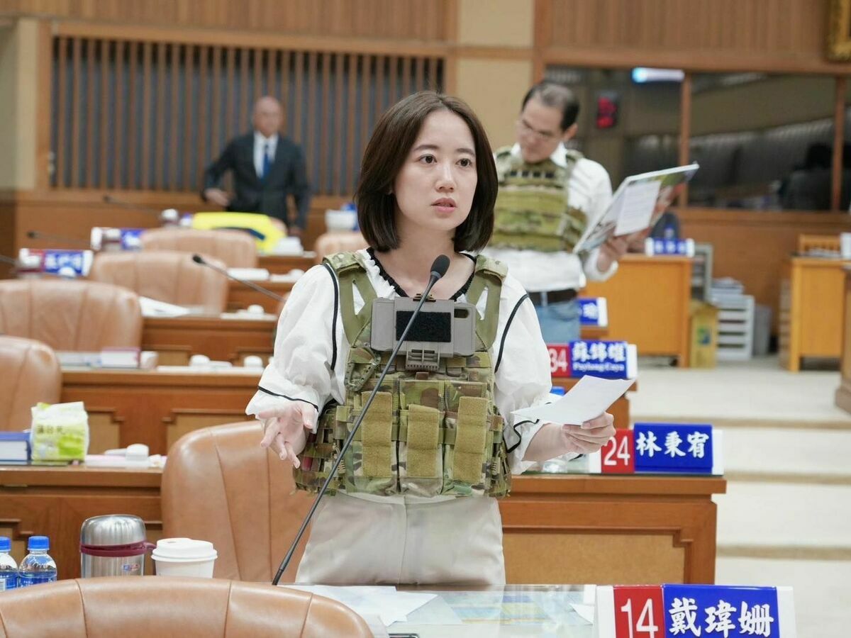 新北市議員戴瑋姍痛批，侯市府是在搞逐一擊破嗎？事到如今還在忙著掩飾？到底在怕什麼？ 圖：取自戴瑋姍臉書（資料照）