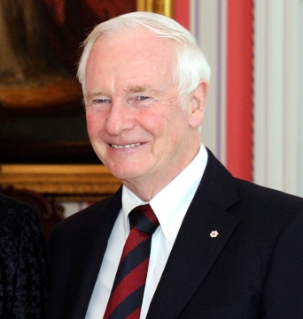加拿大總理杜魯道（Justin Trudeau）先前指派曾任總督的強斯敦（David Johnston）調查有關中國兩度干預加國選舉的指控。 圖 : 翻攝自維基百科