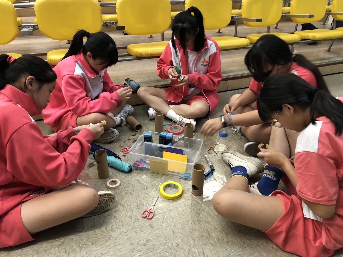 國中生到朱銘美術館體驗藝術創作。 圖：新北市教育局提供