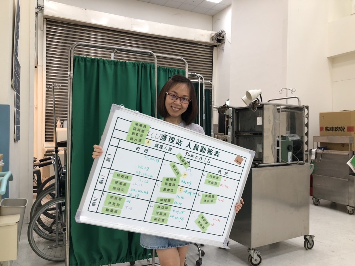 童一寧-拍醫院實景棚。 圖：新北市文化局提供