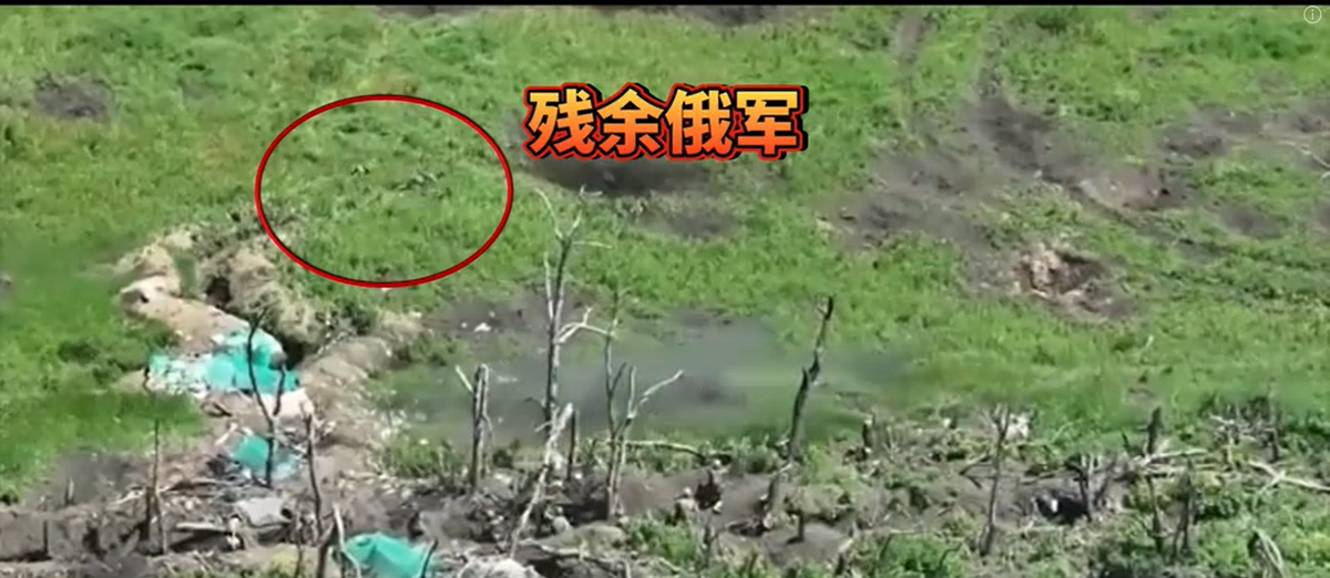 倖存的俄軍試圖從戰壕後方脫離戰場，被烏軍步兵小隊察覺。最後俄軍成員紛紛被烏軍生擒。 圖：翻攝自國防時報TV