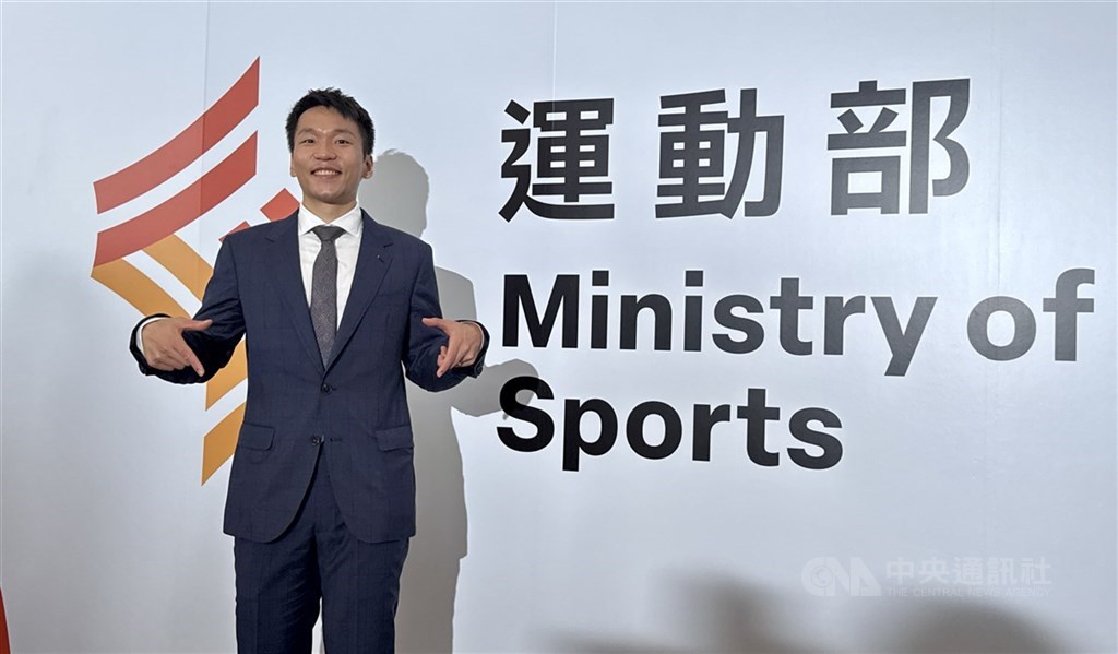 運動部長李洋9月9日上任，目前除部分肖像權代言，其他商業合約上任前全終止。（中央社檔案照片）
