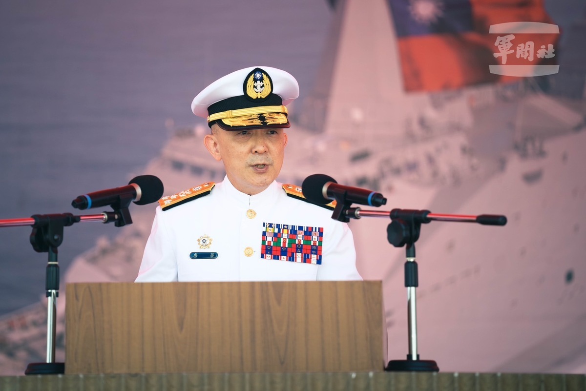 海軍司令唐華勉勵持續推動新一代兵力整建工作。 圖 : 翻攝自軍聞社
