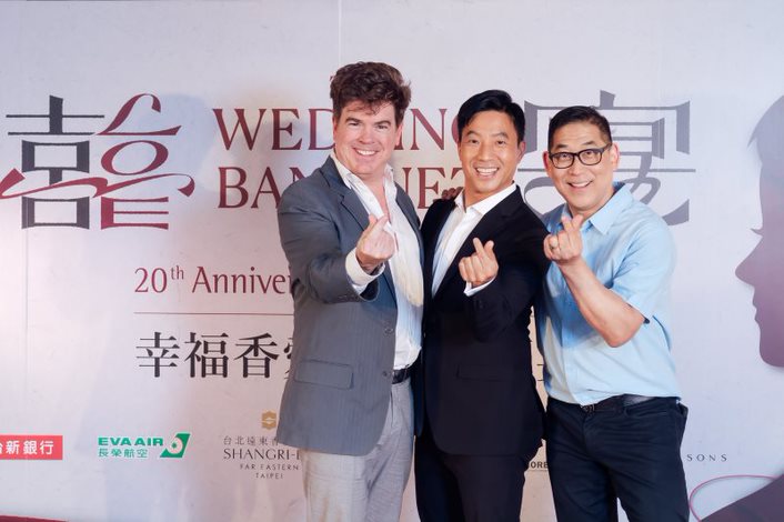 左起《囍宴》音樂劇的共同編劇Matt Eddy、主創楊呈偉、作曲家Woody Pak。 圖：華文音樂劇提供
