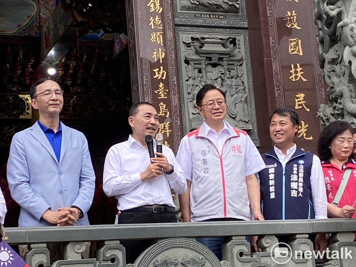 國民黨總統參選人侯友宜23日在桃園廟口演講。 圖：林昀真/攝