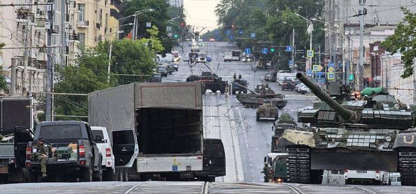 普里戈津24日上午宣布控制了俄羅斯南部頓河畔羅斯托夫市的俄軍南部軍區總部。 圖：翻攝推特