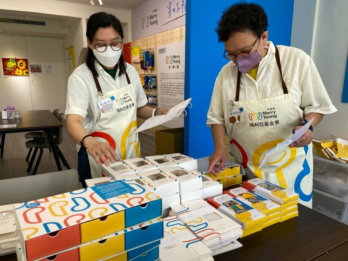 接單、點貨及安排工作難不倒小嘉。 台中市政府勞工局/提供
