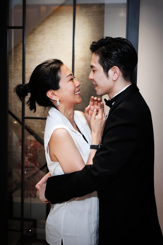 金曲歌王蕭敬騰與大13歲的經紀人Summer（林有慧）緋聞傳了10多年。 圖：翻攝自FB/喜鵲娛樂