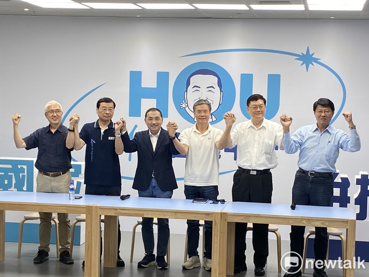 侯友宜宣布競選辦公室最新人事，前國安會秘書長金溥聰擔任競辦執行長，負責選舉的方向策略、規劃、執行，並統合所有的戰力。 圖：林昀真/攝（資料照）