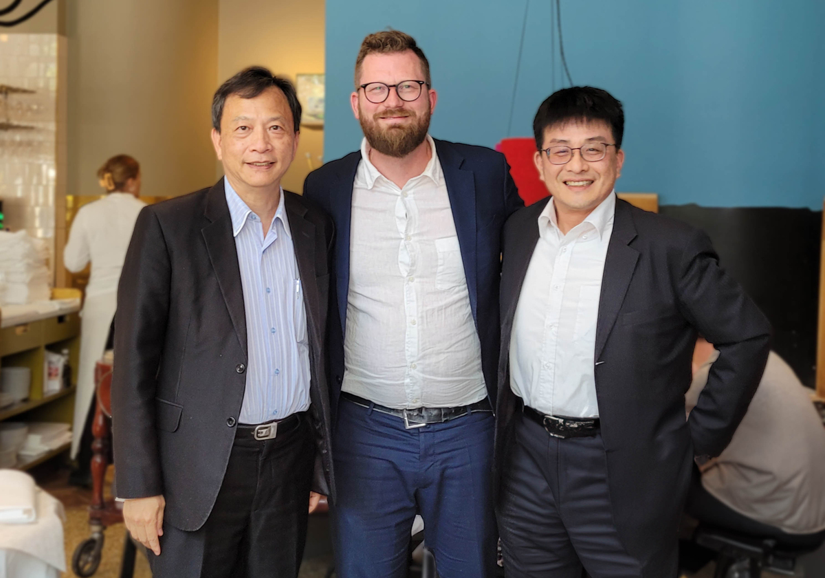 葉寧次長拜會瑞典國會議員Mathias Tegnér。 圖：數位部提供