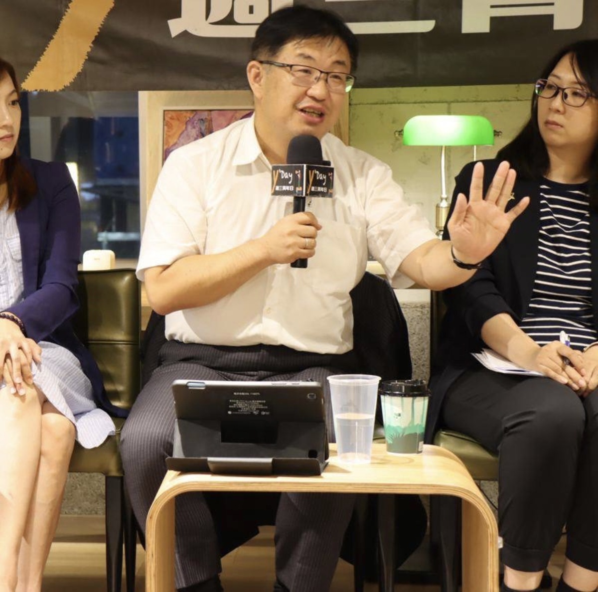 Y's Day「週三青年日」28日舉行司法改革系列的第一場活動由東吳大學法律系教授胡博硯主持。 圖：Y's Day「週三青年日」提供