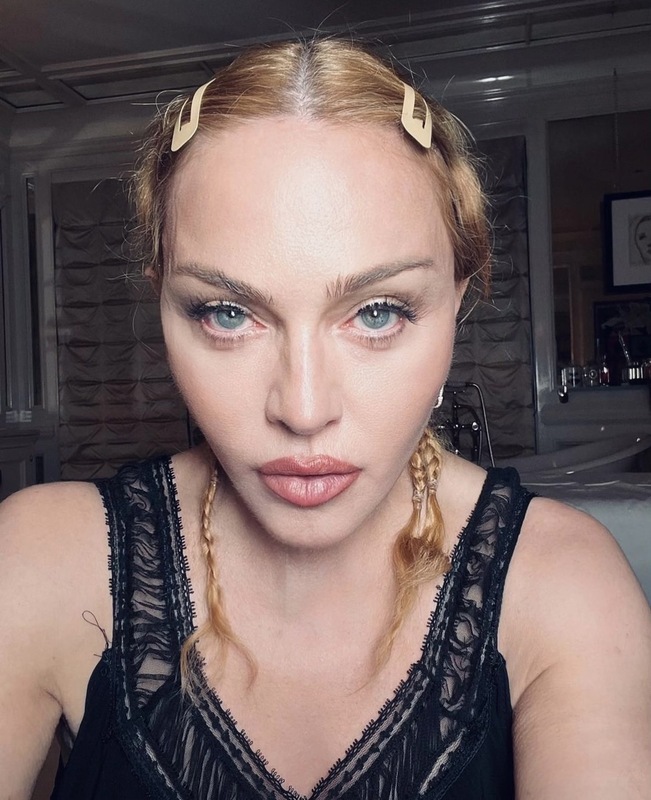 有知情人士透露瑪丹娜已出院返家休養。 圖：翻攝自Madonna IG