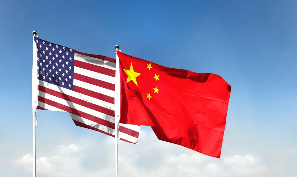 中國最近公開了一篇學術論文，其中詳細介紹了中國海軍武器模擬測試的細節，並且將結果包裝成與美軍「五五開」。 圖：翻攝自《騰訊新聞》