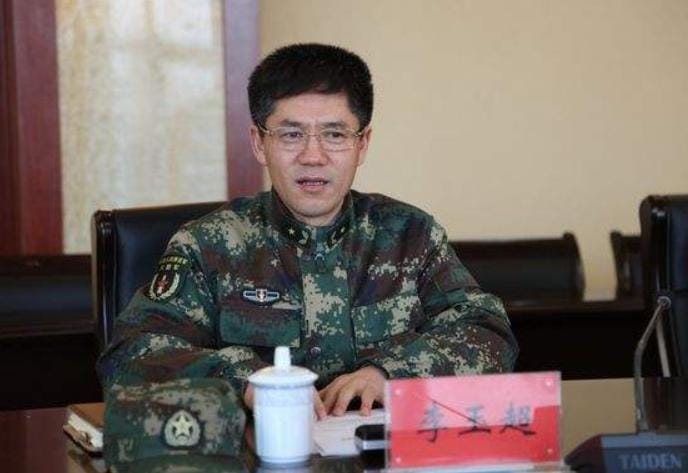 前中共海軍司令部中校姚誠在推特上稱，火箭軍現任司令李玉超 27 日己從辦公室被帶走調查。 圖：翻攝自陸媒《新浪新聞》