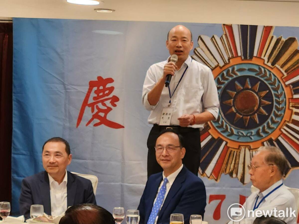 韓國瑜出席黃復興週年活動，首度在選戰中與侯友宜同框。 圖：黃建豪/攝 (資料照)