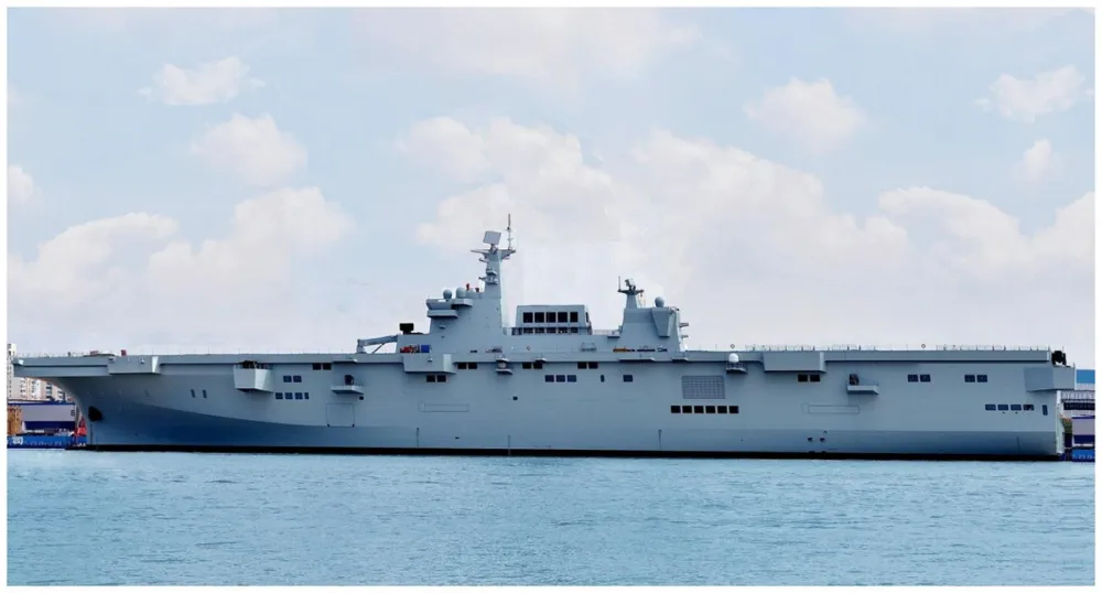 若075 型兩棲登陸艦 4 號艦的說法成立，這就意味著第 2 批 075 的建造工作，正在以超出了很多人想象的速度推進。圖為第 2 批 075 型登陸艦。 圖：翻攝自今日蔣談