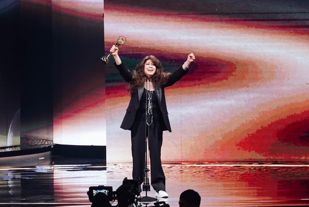 歐陽菲菲獲金曲特別貢獻獎，獻唱「感恩的心」。 圖：翻攝金曲 GMA臉書