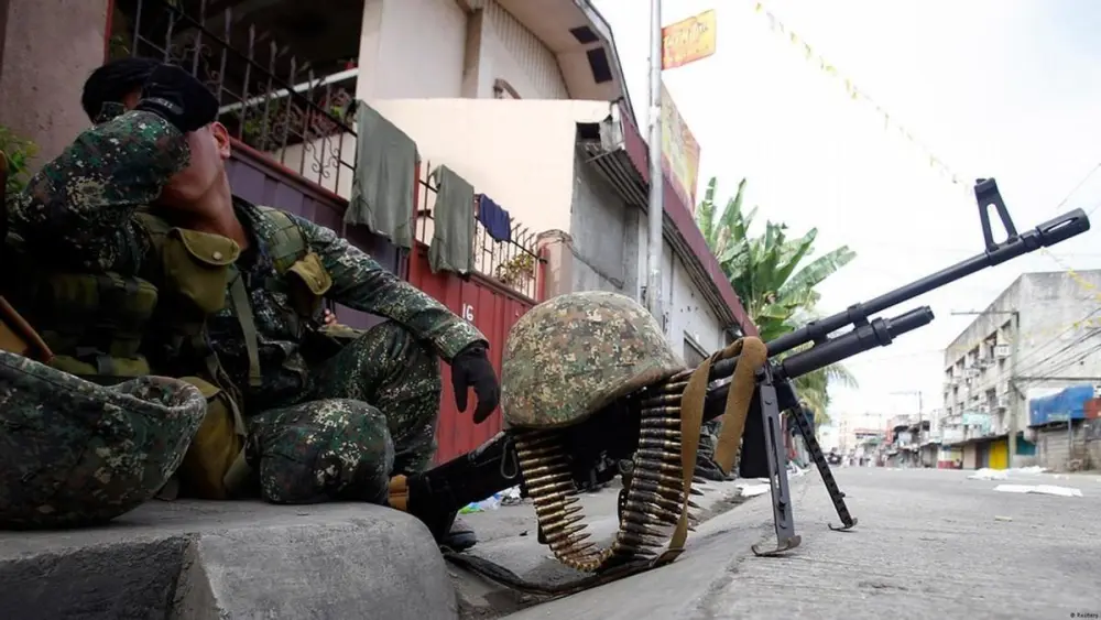 應對內部叛亂，是菲律賓軍隊的主要任務。 圖：翻攝自騰訊新聞/今日蔣談