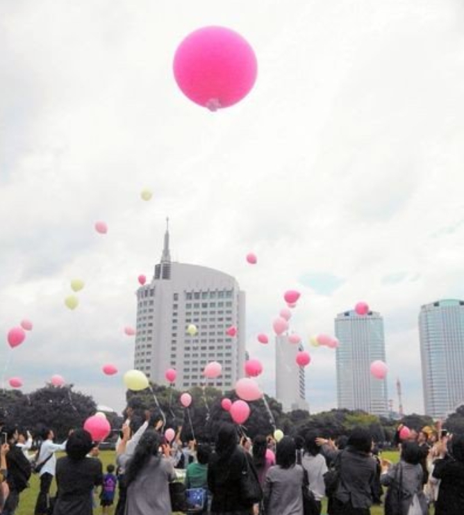 日本正在流行氣球葬禮。 圖 : 翻攝自Balloon Kobo