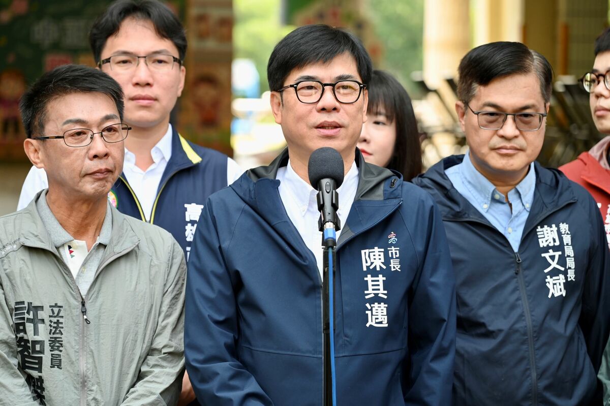 陳其邁(中)支持跨區開徵囤房稅。 圖：高雄市政府/提供