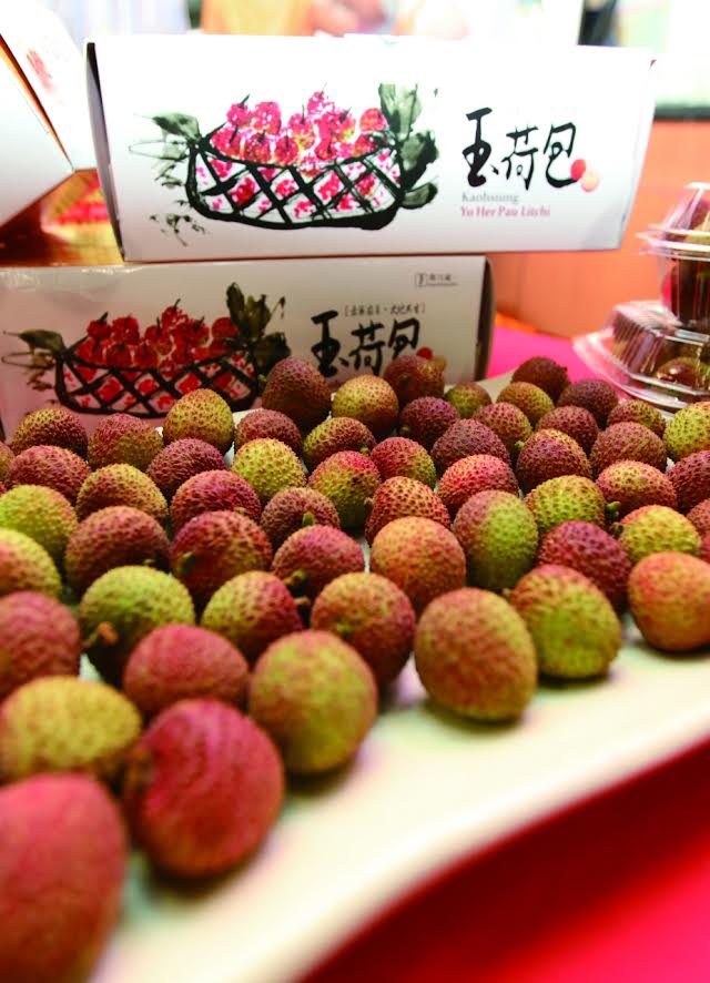 高雄農業局說，一年一度的盛事，「大樹鳳荔園區」辦理的大樹荔枝拍賣交易將於5月31日吉時開市。 圖: 高雄農業局/提供