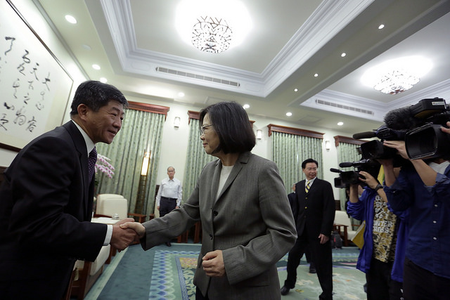蔡英文今（27）日下午接見「台灣世衛行動團」。 圖：總統府提供