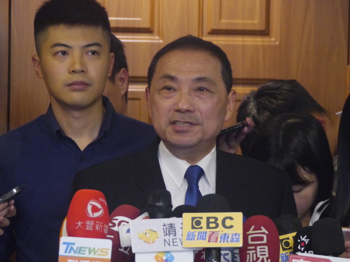 侯友宜批民進黨都是到了選舉才要做事、遇到事情才想改變。 圖：林昀真/攝