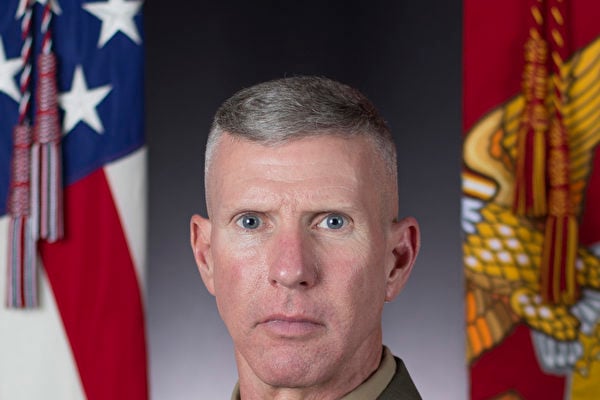美國海軍陸戰隊司令大衛‧伯傑上將10日退休，拜登政府提名的副司令埃里克‧史密斯尚未獲參院同意任命，成一世紀以來「首位」代理司令。 圖：翻攝Marine Corps