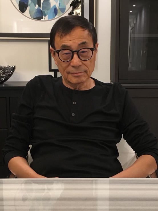 資深音樂人劉家昌今（ 29 ）日於臉書發文批評朱立倫、金溥聰及侯友宜三人，若是要抬頭挺胸倒下，就快倒下吧。 圖：翻攝自劉家昌臉書