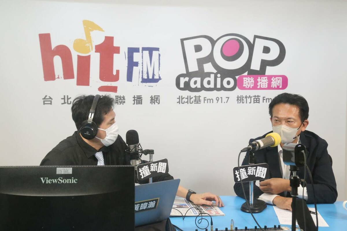 民進黨立委林俊憲昨（12）日接受《POP撞新聞》主持人黃暐瀚專訪。 圖：《POP撞新聞》/提供