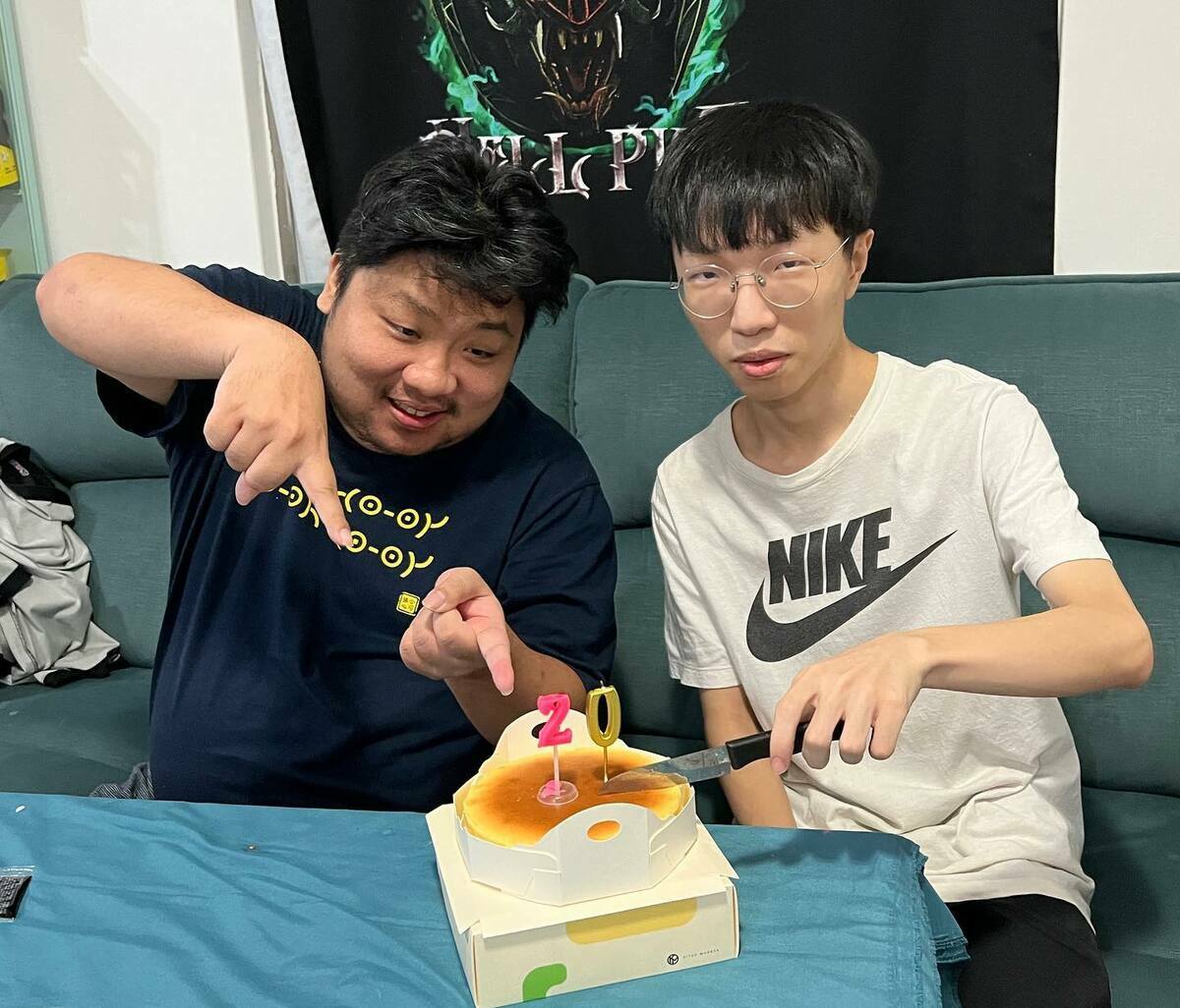 統神幫地獄豬選手Adiogs慶生。 圖：Hell Pigs 地獄豬戰隊IG