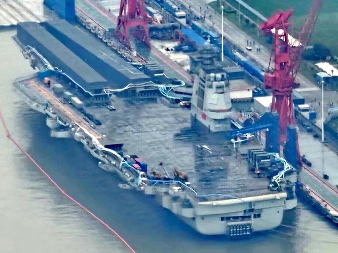 軍事專家、前海軍艦長呂禮詩綜合近期中外媒體資訊，研判福建號將於8月進行海試。 圖：翻攝呂禮詩臉書