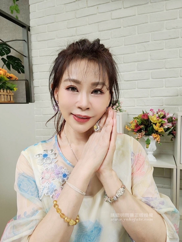 知名命理師雨揚老師，是業界有名的心靈導師，她目前任職雨揚國際董事長。  圖：雨揚國際／提供