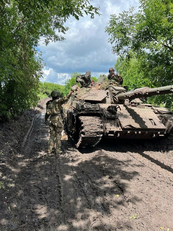 烏克蘭軍隊使用的 M-55S 主戰坦克由斯洛維尼亞提供。 圖：翻攝自推特帳號Ukraine Weapons Tracker