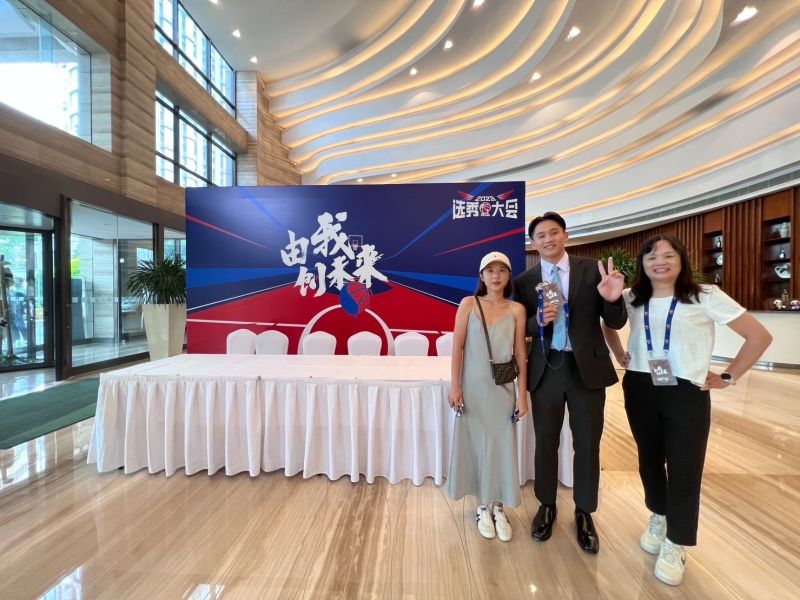 ▲政大雄鷹籃球隊應屆畢業生林彥廷，今（15日）在成都參加CBA選秀會，以第一輪第三順位獲得青睞，成為本屆CBA探花。 （圖／政大雄鷹提供）