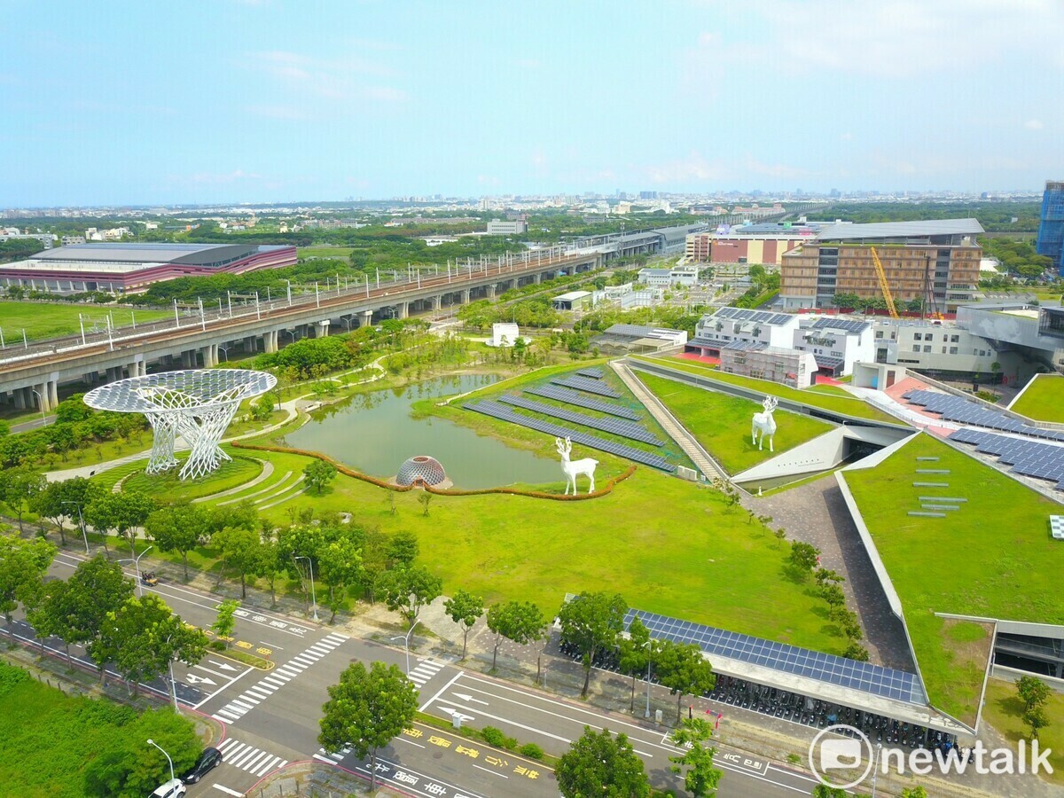 2023亞太暨台灣永續行動獎評選，台南市政府總共奪得8座「台灣永續行動獎」，奪得3金、2銀、3銅成績，獲獎數排名六都第一。 圖：台南市政府提供
