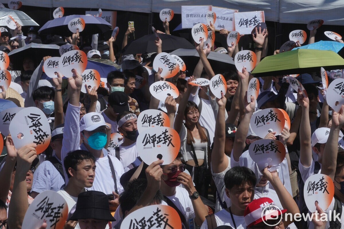 「館長」陳之漢、前立委黃國昌發起「716公平正義救台灣」凱道遊行。 圖：張良一 / 攝